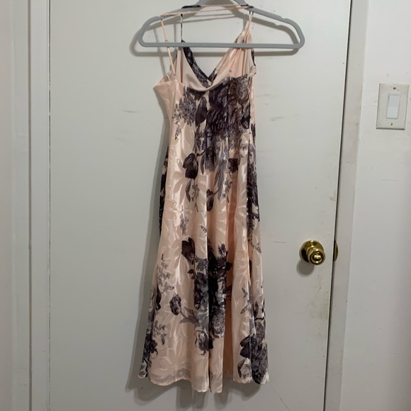 FREE W/ PURCHASE Lulus x ASTR the Label Lynette Blush Floral Print Midi Dress - Picture 6 of 6